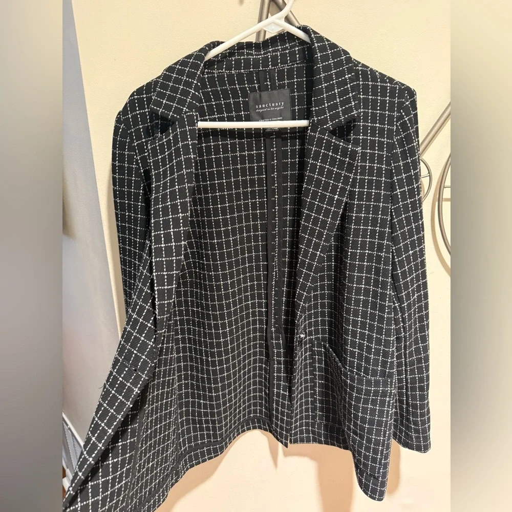 Sanctuary Black and White Grid Pattern Blazer, One Button Closure Size S